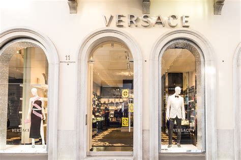 versace oitlet|Versace outlet store near me.